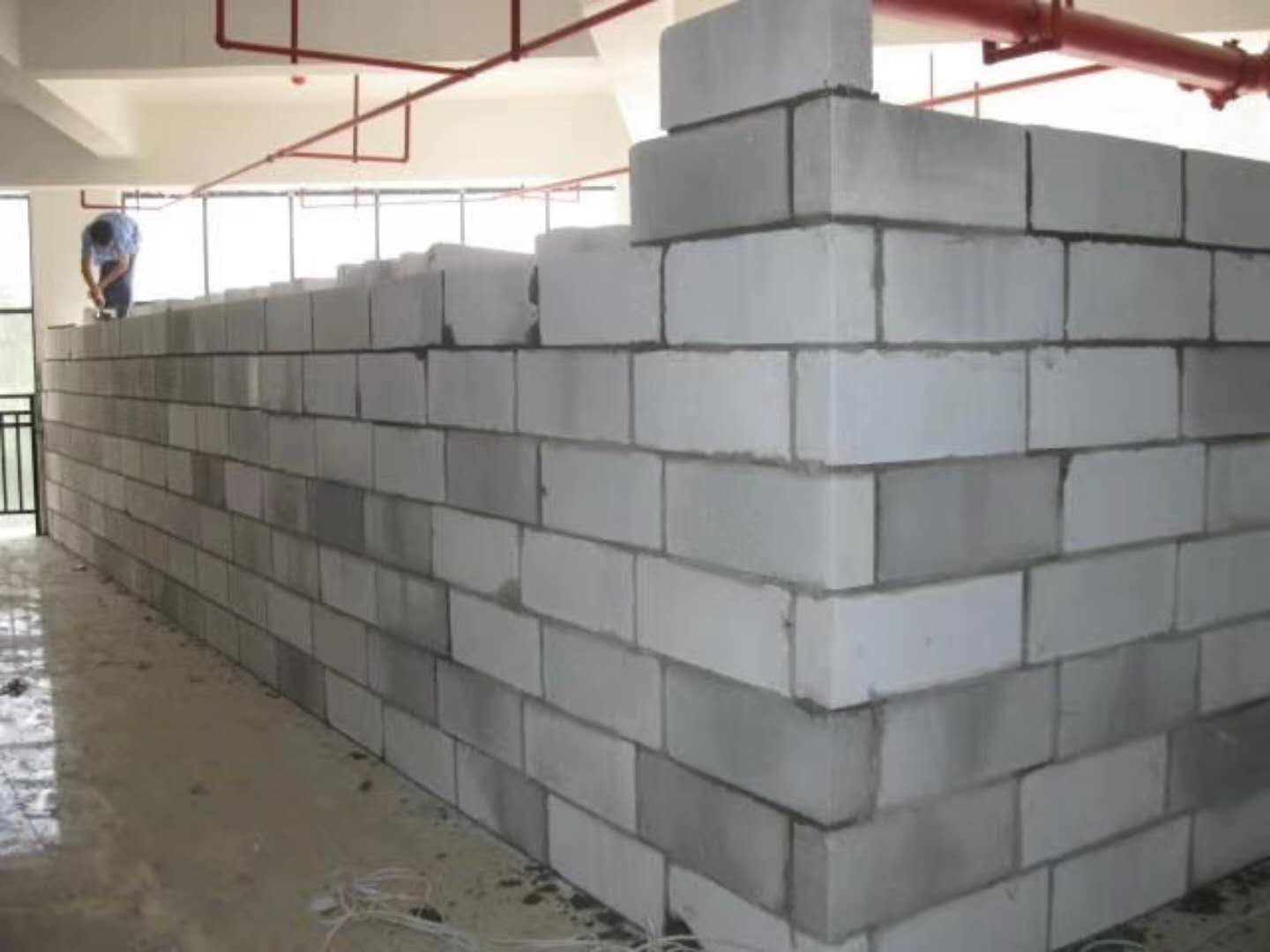 洪江蒸压加气混凝土砌块承重墙静力和抗震性能的研究